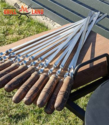 Hochwertige Edelstahlspieße mit Holzgriff – 10 mm Breite, 3 mm Dicke, 65 cm Gesamtlänge, 45 cm Arbeitslänge